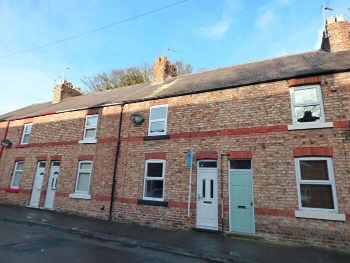 2 Bedroom Terraced House For Sale In Victoria Avenue, Ripon, North Yorkshire, HG4