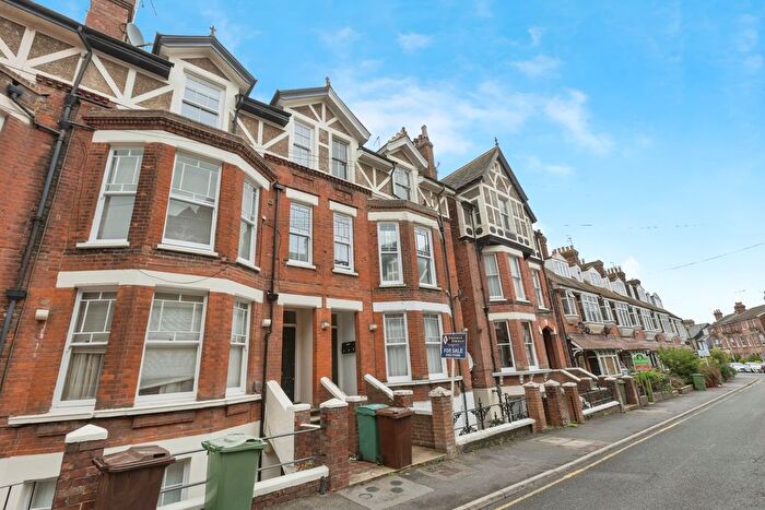 1 Bedroom Flat For Sale In Lime Hill Road, Tunbridge Wells, Kent, TN1