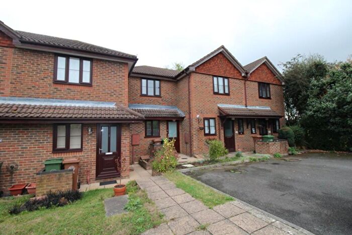 1 Bedroom Terraced House To Rent In Cobham Close, Wallington, SM6