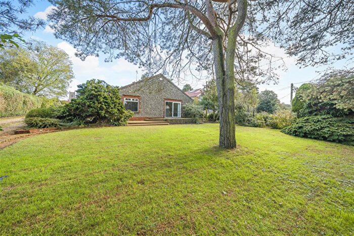 3 Bedroom Detached Bungalow For Sale In Spindrift, Blakeney, Holt, NR25