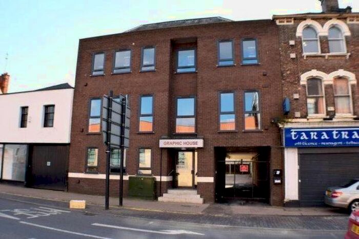 2 Bedroom Flat To Rent In Magdalen Street, Colchester, CO1