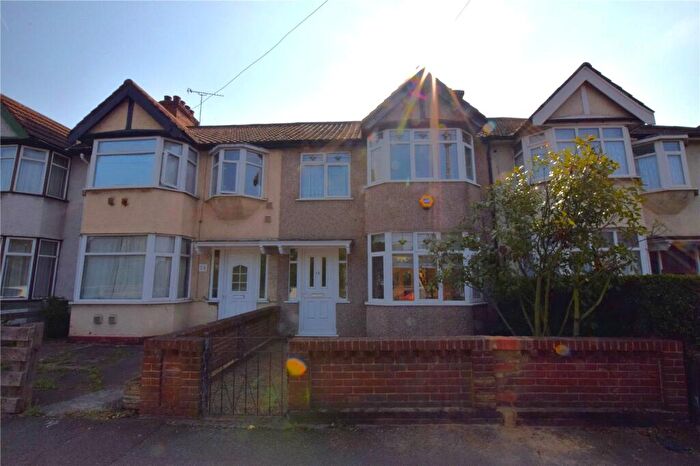 3 Bedroom Terraced House To Rent In Thurloe Gardens, Romford, RM1