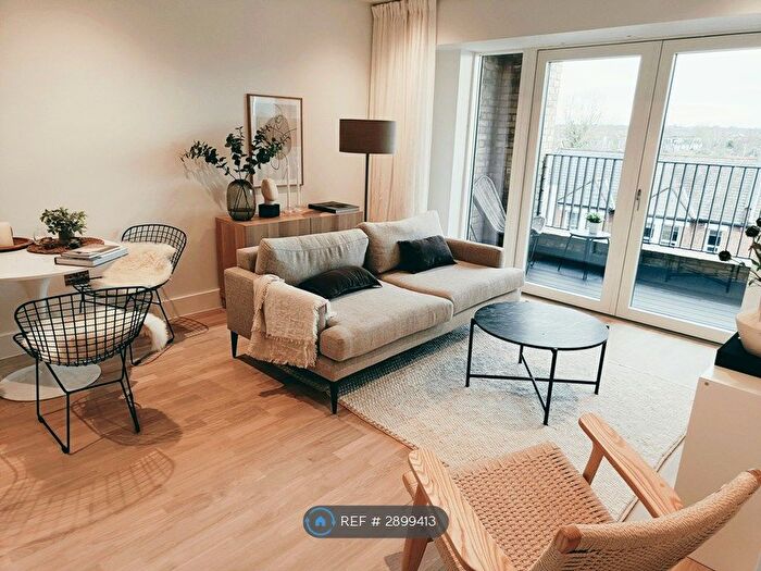 1 Bedroom Flat To Rent In Kingston Road, London, SW20