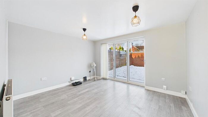 2 Bedroom Detached House To Rent In Highgate Street, Cradley Heath, B64