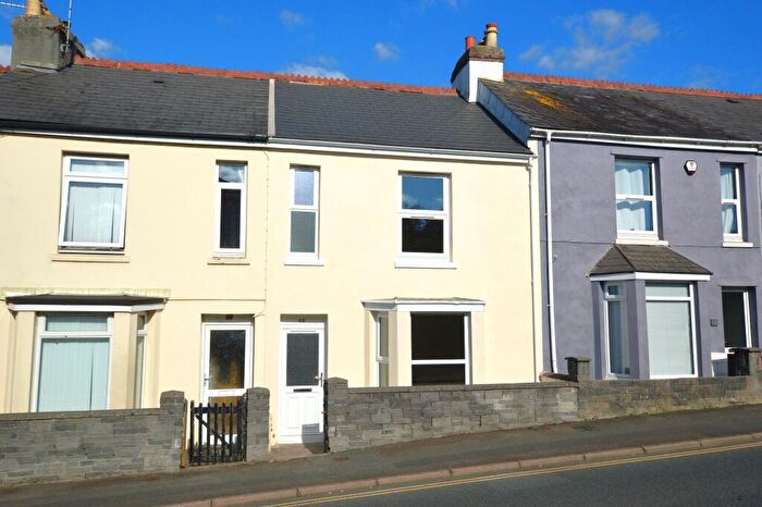 3 Bedroom Terraced House For Sale In North Road, Saltash, Cornwall, PL12