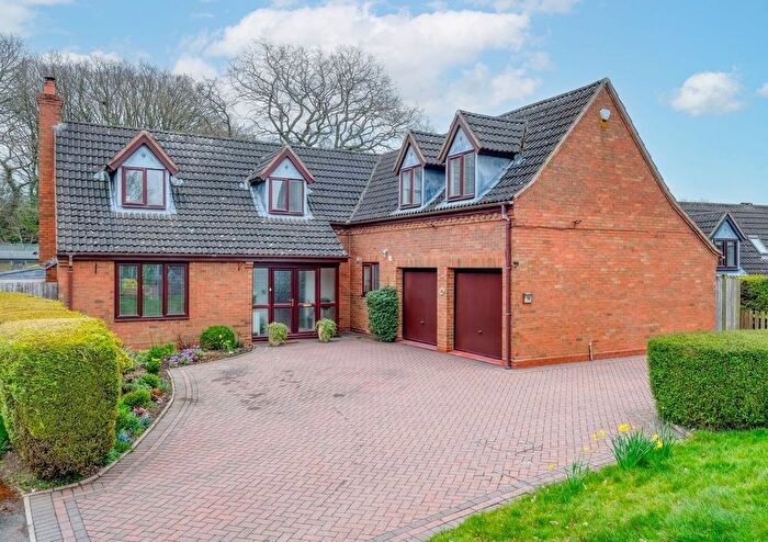 4 Bedroom Detached House For Sale In Parmington Close, Callow Hill, Redditch, B97