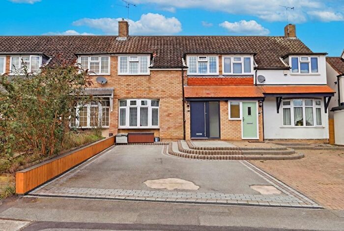 3 Bedroom Terraced House For Sale In Salesbury Drive, Billericay, CM11