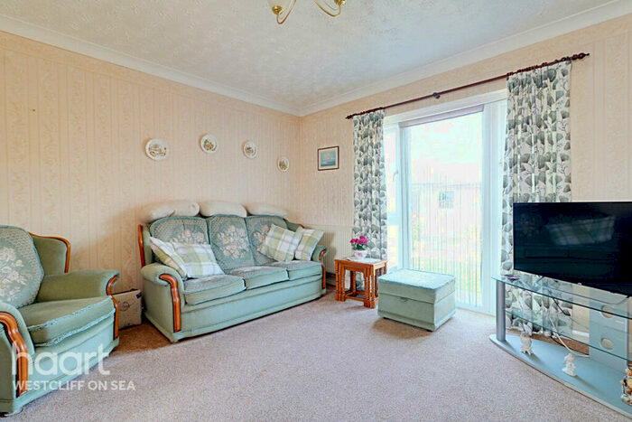 2 Bedroom Semi-Detached Bungalow For Sale In Thornford Gardens, Southend-On-Sea, SS2
