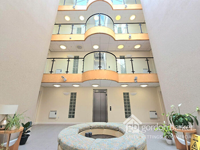 2 Bedroom Apartment For Sale In Manor Road, Bournemouth, Dorset, BH1