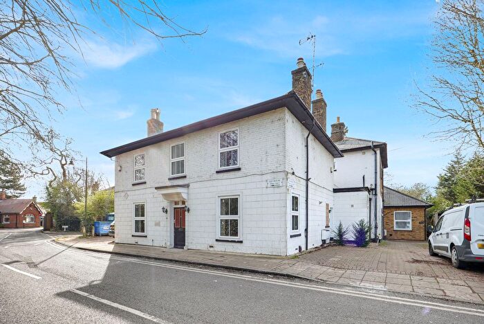 2 Bedroom Flat To Rent In Navigation Drive, Enfield, EN3