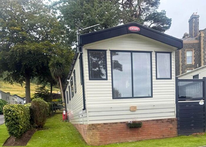 2 Bedroom Property For Sale In , Penmaenmawr, LL34