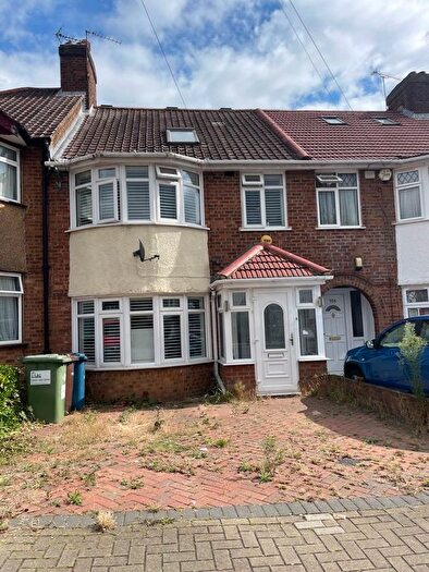 4 Bedroom Terraced House To Rent In The Chase, Burnt Oak, Edgware, HA8