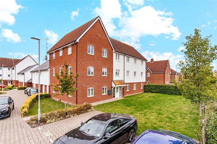 1 Bedroom Apartment For Sale In Liberty Way, Runwell, Wickford, Essex, SS11