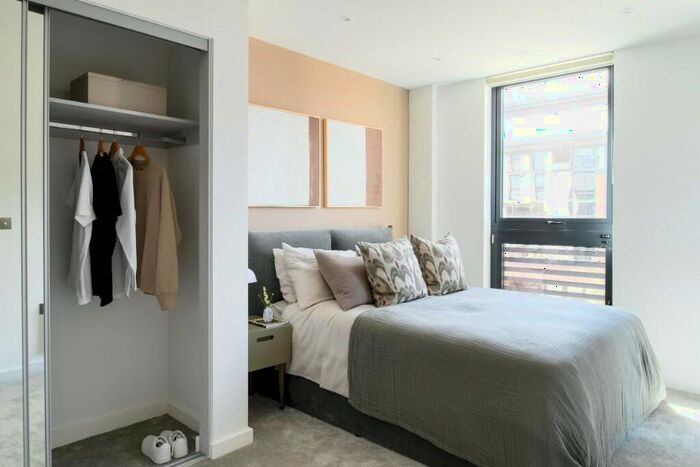 3 Bedroom Apartment To Rent In Arbour, Silbury Boulevard, Milton Keynes, Buckinghamshire, MK9