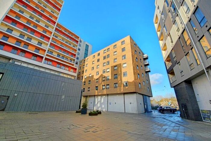 1 Bedroom Flat To Rent In College Street, Ipswich, IP4