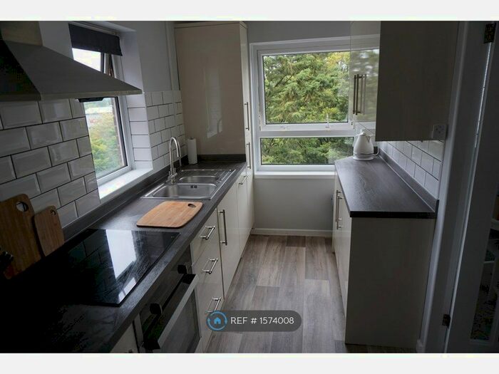 2 Bedroom Flat To Rent In Winnall Manor Road, Winchester, SO23