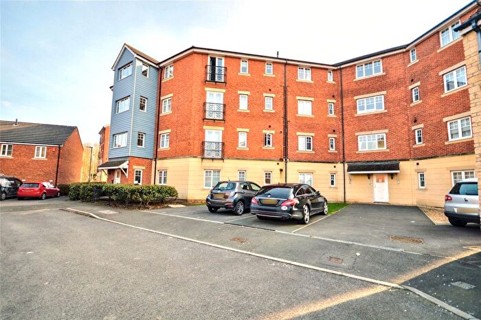 2 Bedroom Flat For Sale In Standish Street, Bridgwater, Somerset, TA6