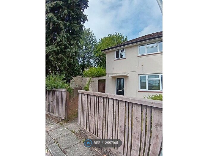 3 Bedroom Semi-Detached House To Rent In Filey Drive, Salford, M6