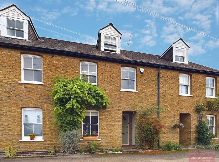 3 Bedroom Property To Rent In Victoria Terrace, Harrow-On-The-Hill, Harrow, HA1