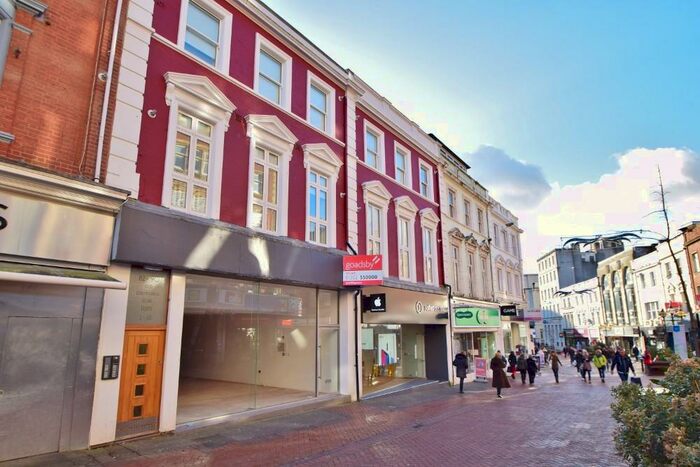 3 Bedroom Flat To Rent In Bournemouth, BH1