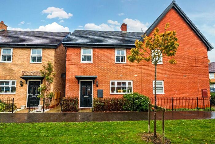 3 Bedroom Semi-Detached House For Sale In Wills Allen Walk, MK43