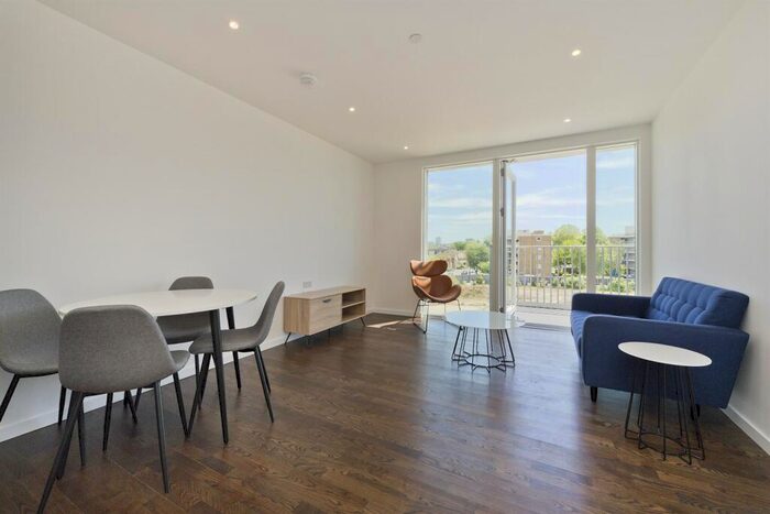 1 Bedroom Apartment To Rent In Lacewood Apartments, Timberyard Street, SE8