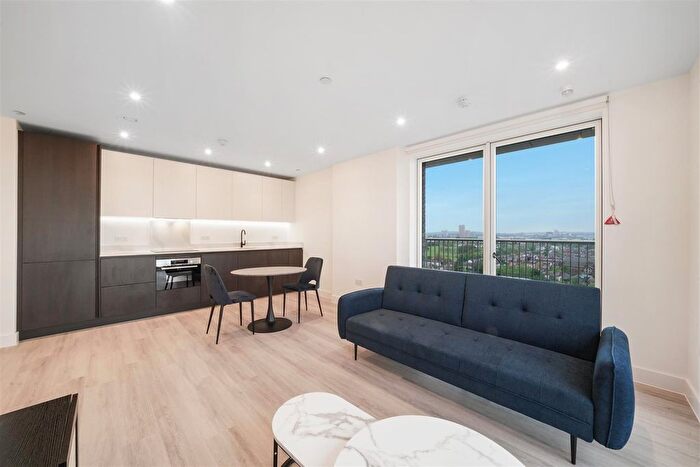 1 Bedroom Flat To Rent In Heartwood Boulevard, London, W3