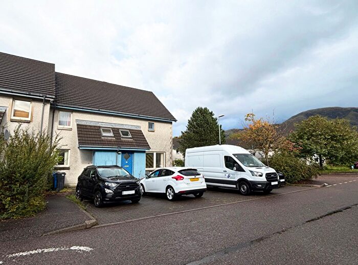 2 Bedroom Flat For Sale In An Aird, Fort William, PH33