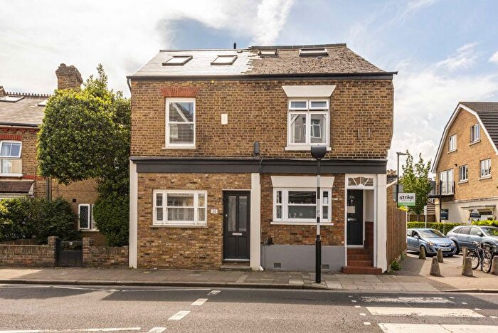 3 Bedroom Property To Rent In Staines Road, Twickenham, TW2