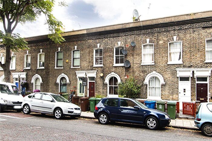 1 Bedroom Flat To Rent In Lynton Road, London, SE1