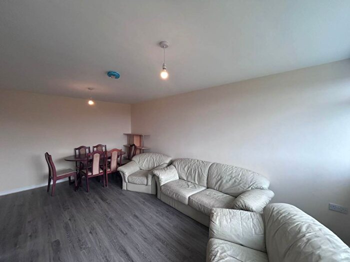 6 Bedroom Property To Rent In Rhoshendre, Waunfawr, Aberystwyth, SY23