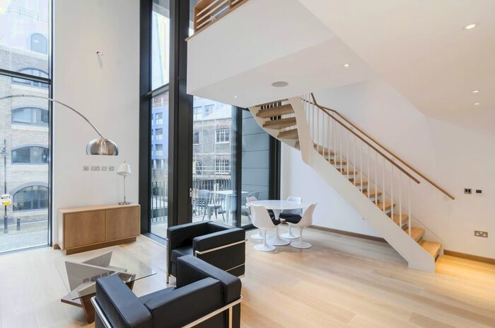 2 Bedroom Flat To Rent In Stoney Street, London, SE1