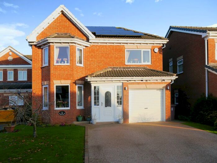 4 Bedroom Detached House For Sale In Meadowlands, Bolsover, Chesterfield, S44