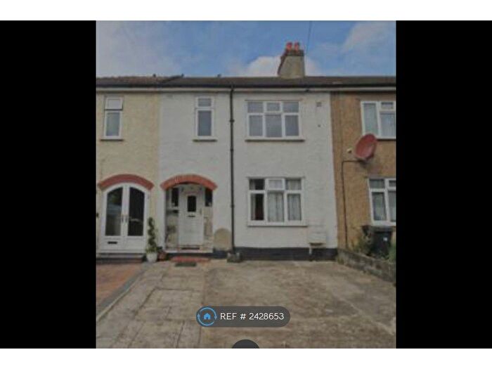 3 Bedroom Terraced House To Rent In Albert Road, New Malden, KT3