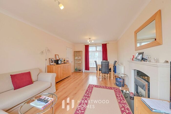 3 Bedroom Terraced House For Sale In Cottonmill Lane, St. Albans, AL1