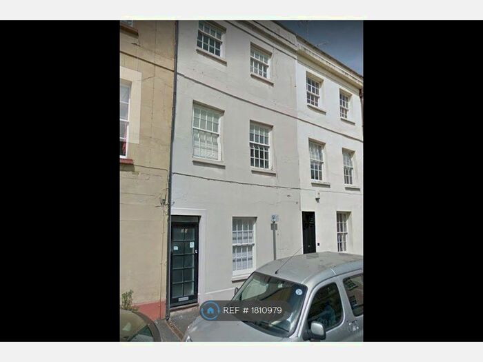1 Bedroom Flat To Rent In Melbourne Street, Exeter, EX2
