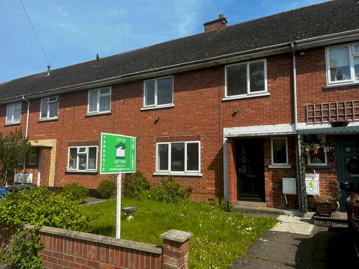 3 Bedroom Terraced House To Rent In Hollingsworth Road, Lowestoft, NR32