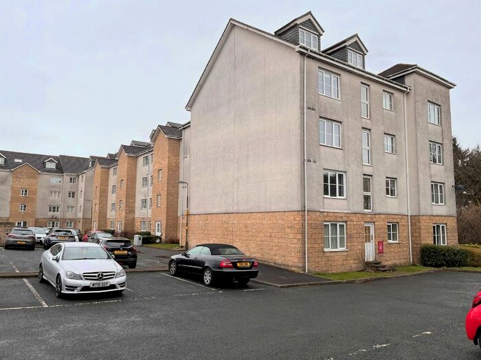 1 Bedroom Flat To Rent In Queens Crescent, Eliburn, Livingston, EH54
