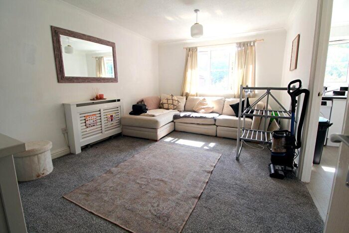 1 Bedroom Apartment For Sale In Ormonds Close, Bradley Stoke, BS32
