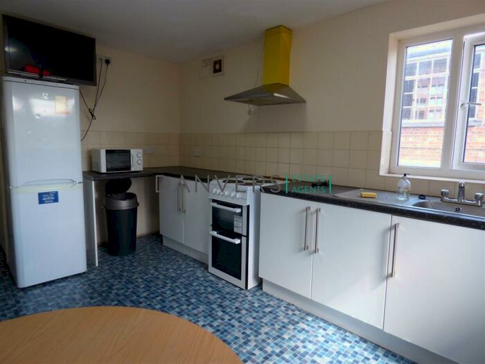 Studio To Rent In Peacock Lane, Leicester, LE1