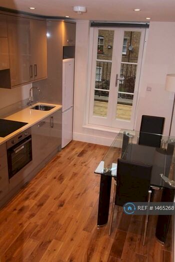 Studio To Rent In Oswin Street, London, SE11