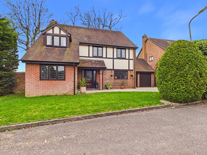 5 Bedroom Detached House For Sale In Stables Court, Marlow, Buckinghamshire, SL7