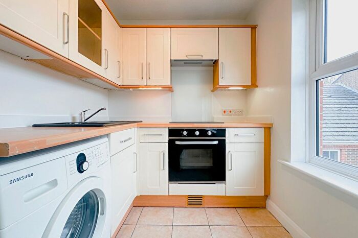 1 Bedroom Flat To Rent In Paxton Road, London, SE23