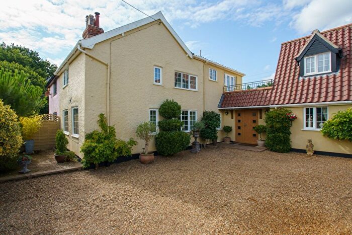 3 Bedroom Semi-Detached House For Sale In Mettingham, Bungay, Suffolk, NR35