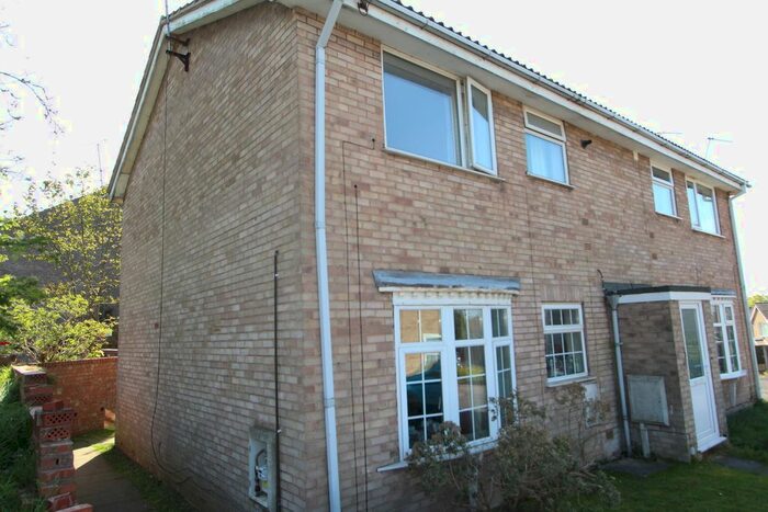 1 Bedroom Flat To Rent In Holly Court, Forest Town, Mansfield, NG19