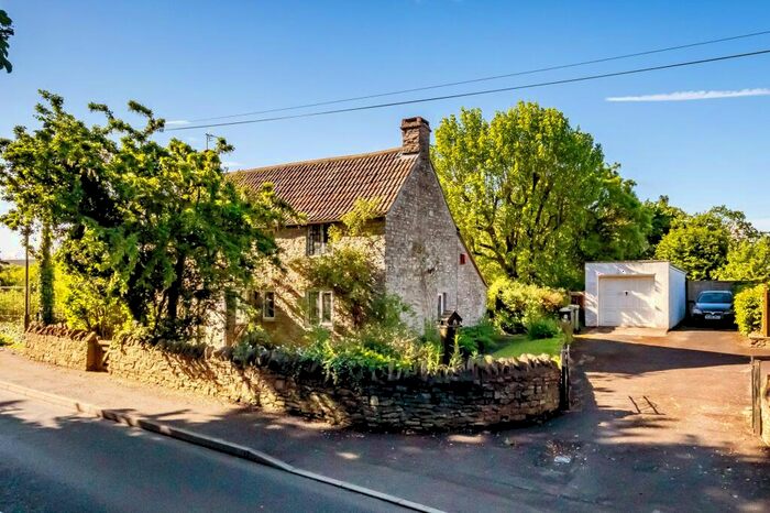 2 Bedroom Cottage For Sale In Wapley Road, Codrington, BS37