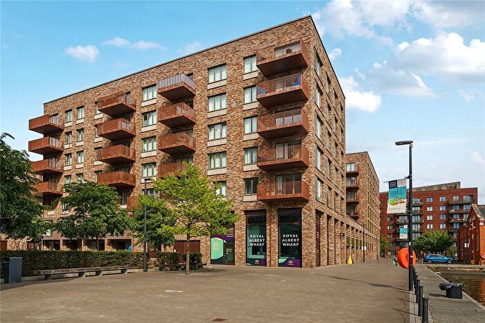 1 Bedroom Flat To Rent In Shackleton Way, London, E16