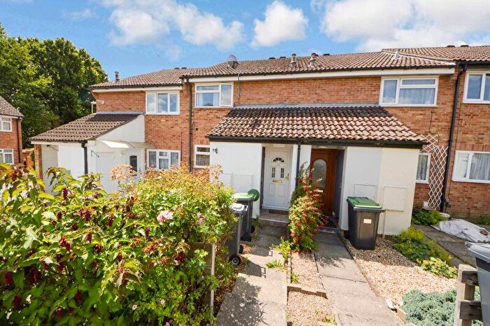 1 Bedroom Flat To Rent In Valentine Court, Waterlooville, PO7