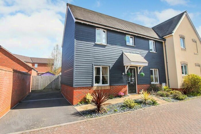 3 Bedroom Semi-Detached House To Rent In Woodpecker Lane, Cringleford, Norwich, NR4