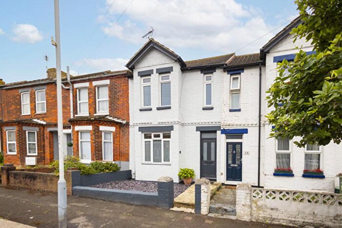2 Bedroom House For Sale In Greenfield Road, Folkestone, CT19